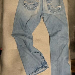 Men’s Buckle Jeans size; 36